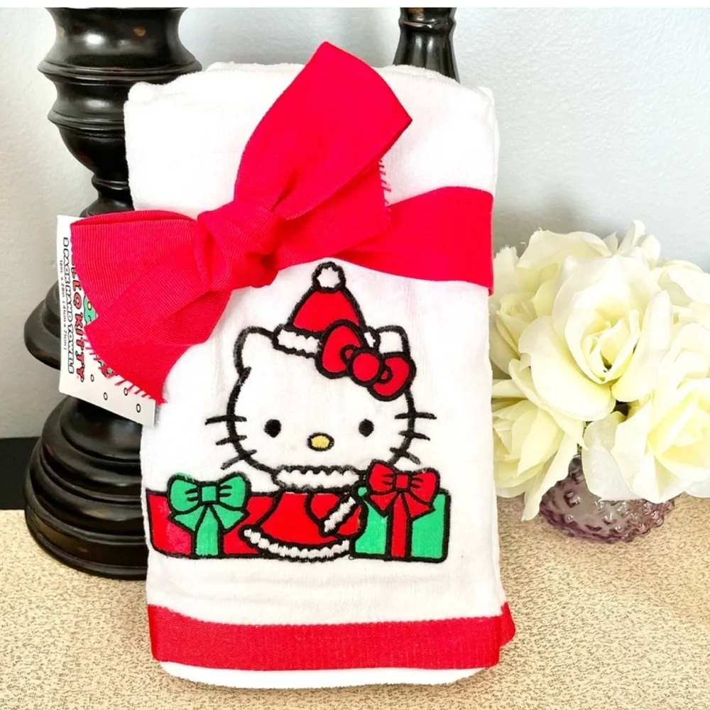 NWT Set of 2 Christmas Santa HELLO KITTY Bathroom Hand Towels